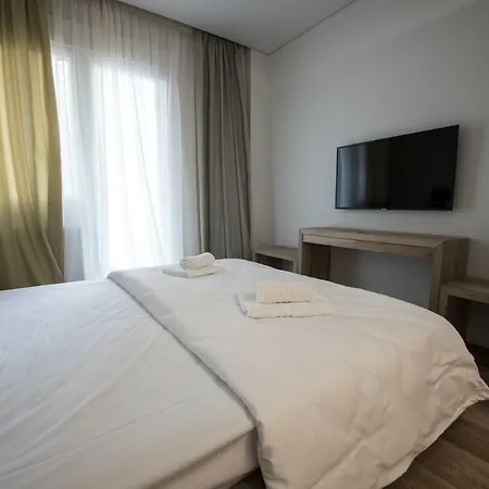 Apartment Ornament Suites, Nilie Hospitality Mgmt